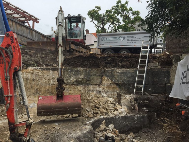 jett-earthmoving-residential-rock-excavation-000-v2