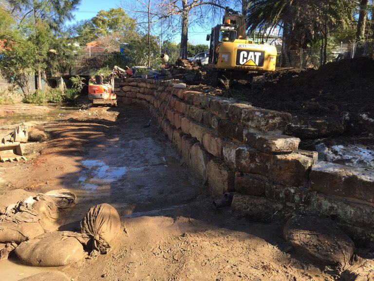 jett-earthmoving-retaining-wall-003-v1