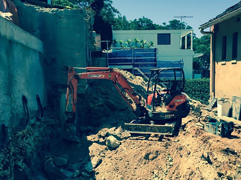 jett-earthmoving-tight-access-001-v1