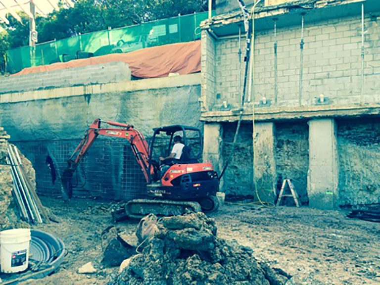 jett-earthmoving-tight-access-004-v1