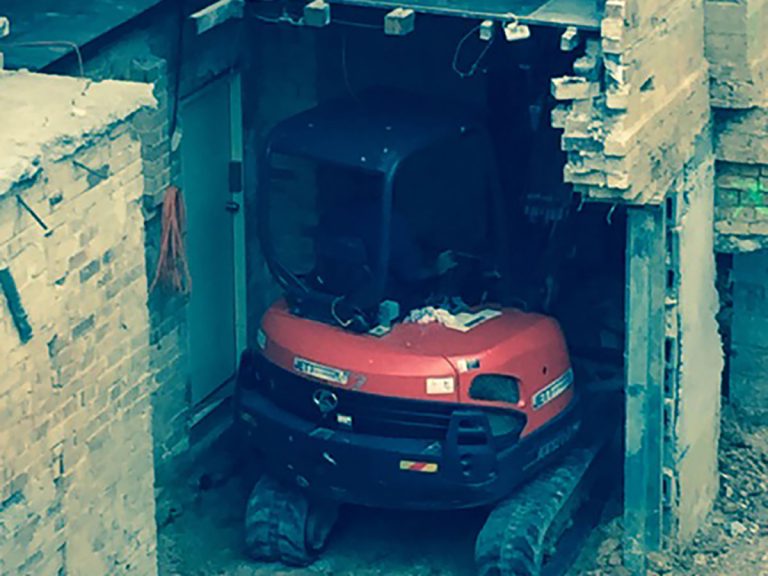 jett-earthmoving-tight-access-007-v2