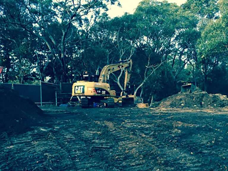 jett-earthmoving-tight-access-018-v1